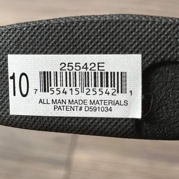 Elegant Black and Brown Sandals with Floral Embellishments - Picture 7 of 7